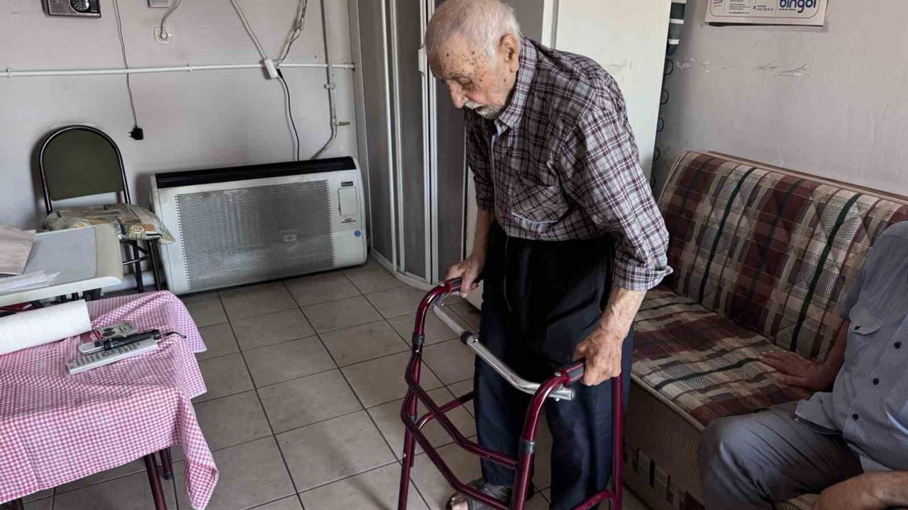 Kayseri'de haberin ardından devlet elini uzattı: Niyazi dede bakımevine yerleşti