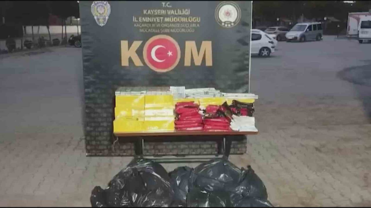Kayseri'de piyasaya sürülmeden yakalanan kaçak sigara ve nargile tütünü