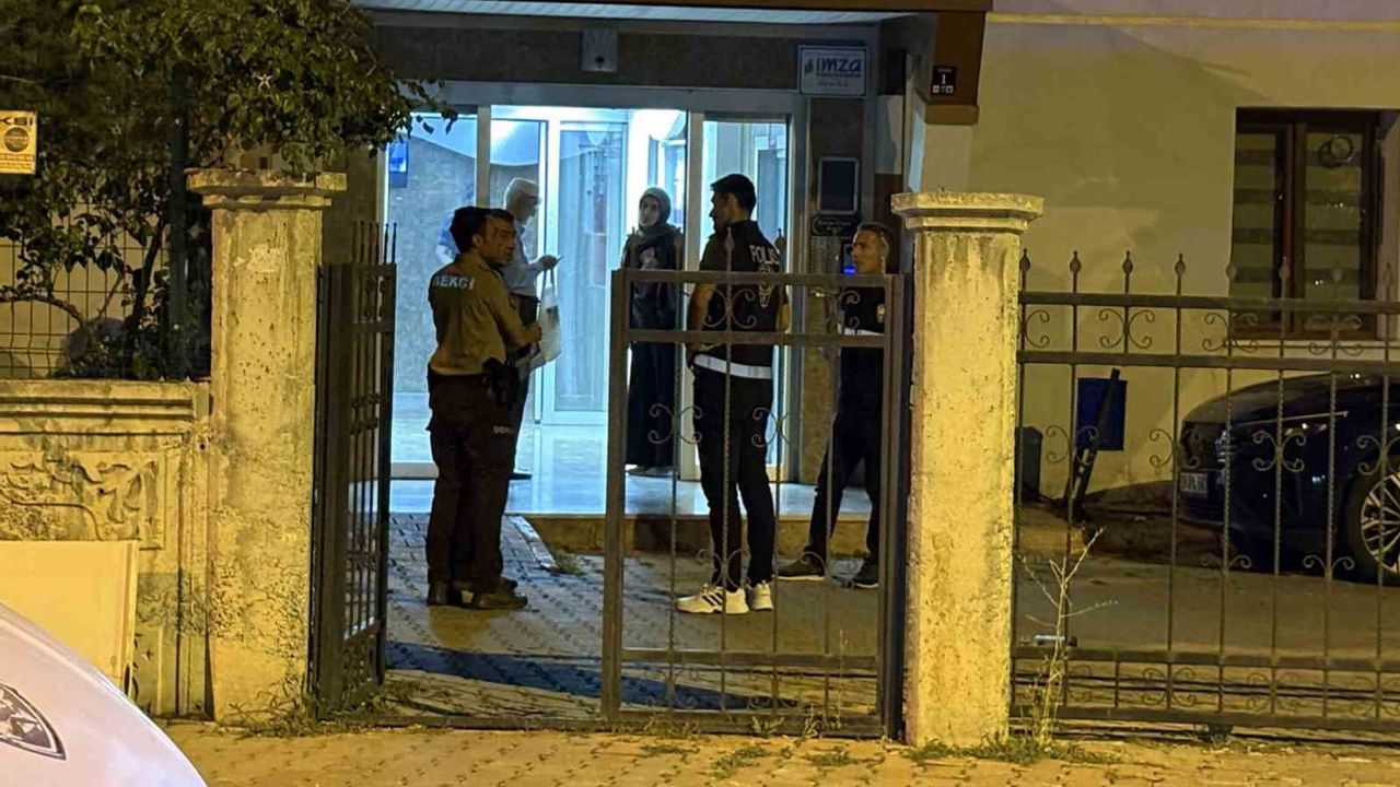 Kayseri'de tek başına yaşayan 61 yaşındaki kadın dairesinde ölü bulundu