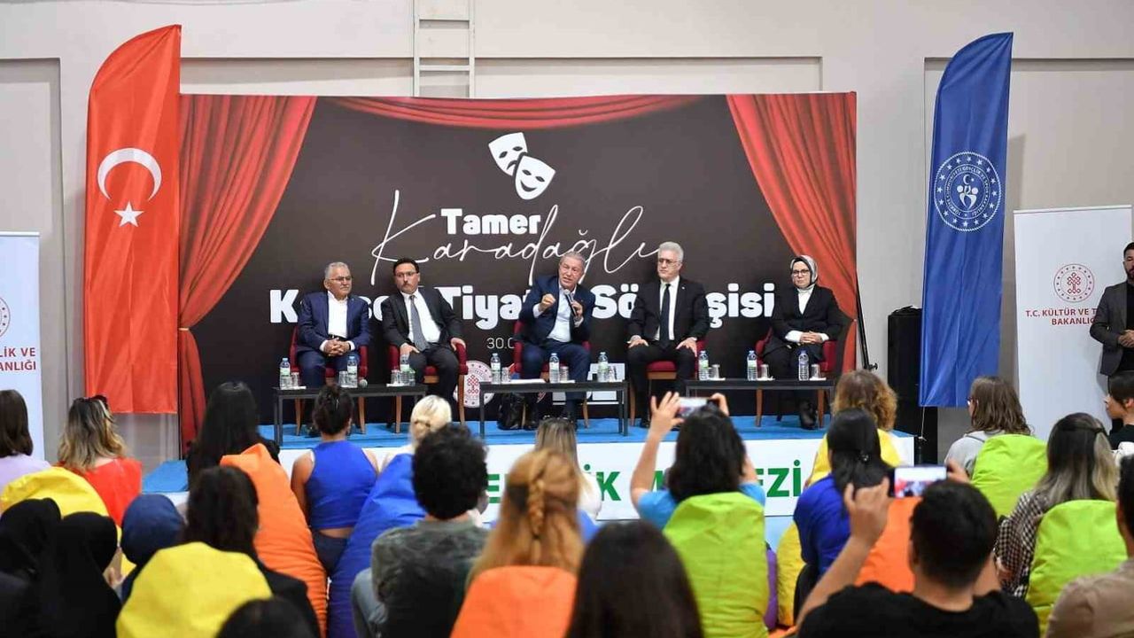 Kayseri'de tiyatroya ilgi artıyor: üç yılda 194 bin 214 seyirci