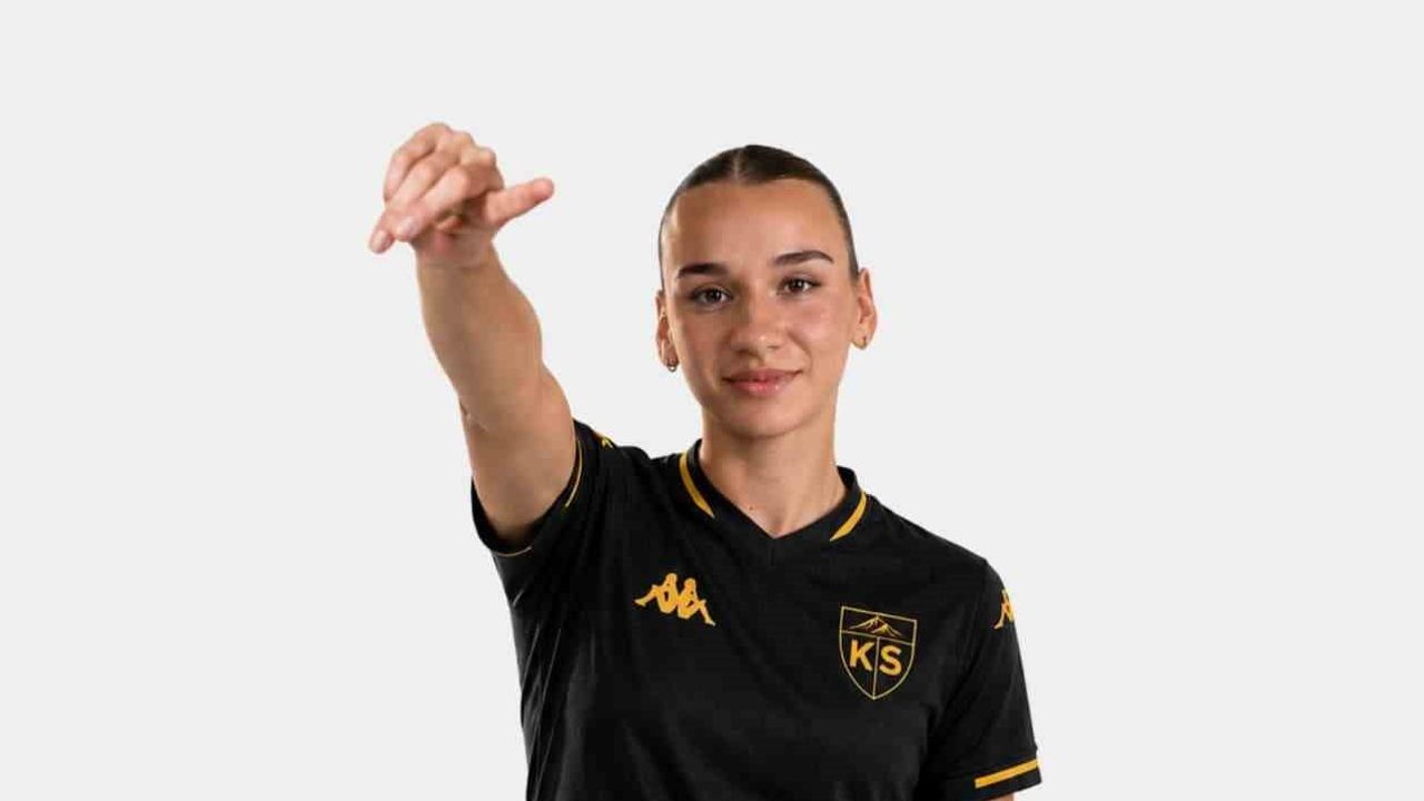 Kayseri Kadın FK orta sahasına Ayşe Demirci'yi kattı