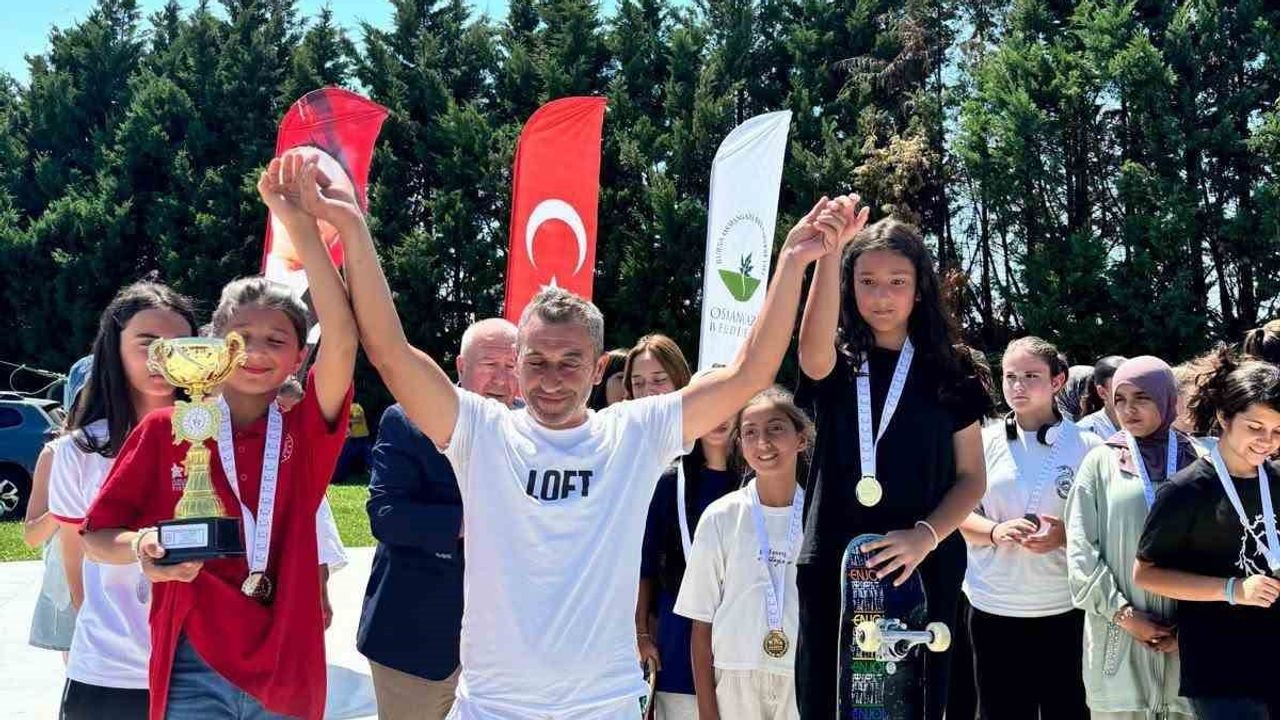 Kayseri kaykay takımı ANALİG'de Türkiye şampiyonu olarak döndü