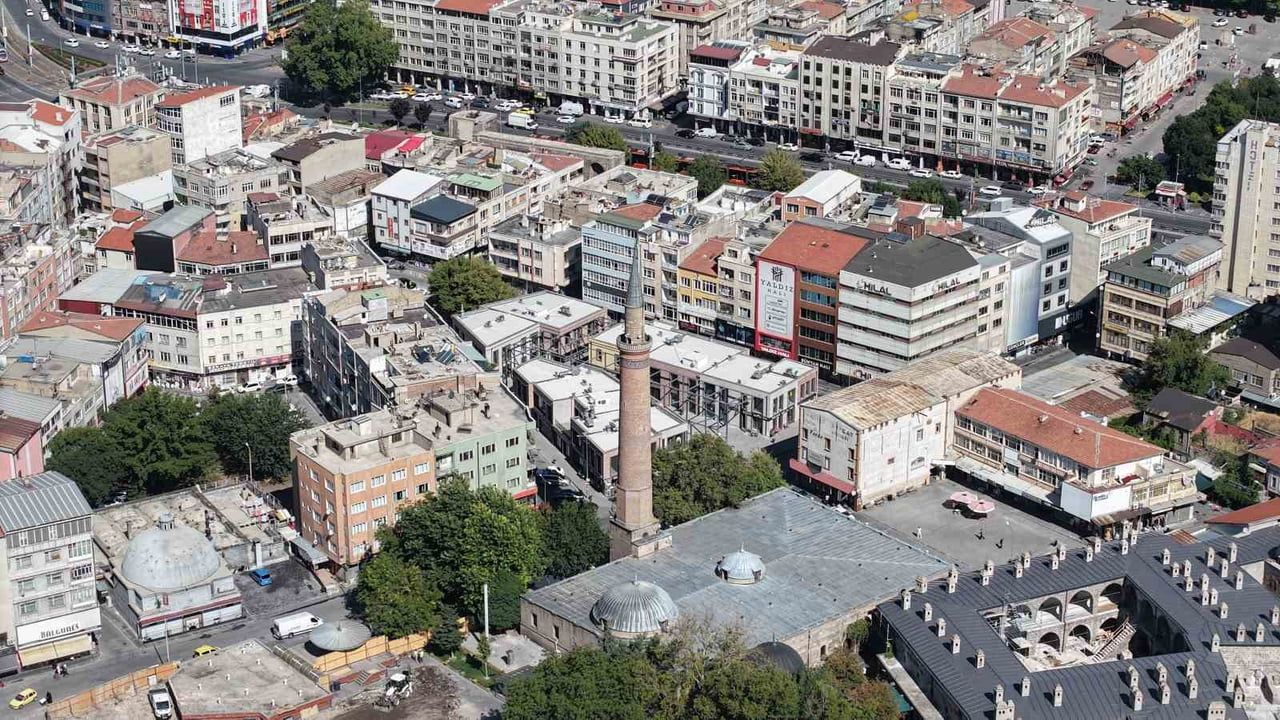 Kayseri Suriçi'nde miras ve ticaret buluştu: Camikebir dönüşümünde ilk etap tamamlandı