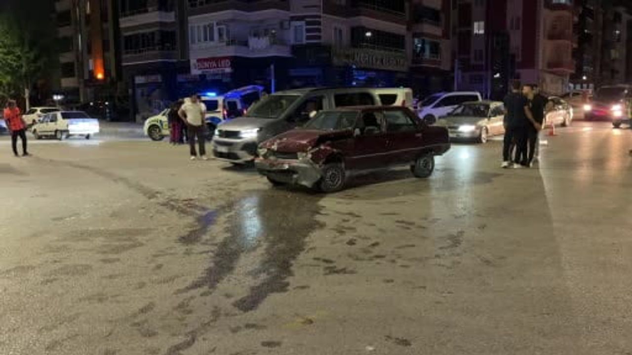 Kaza yerine giden genç darbedildi: sürücünün 1.50 promil alkollü olduğu belirlendi