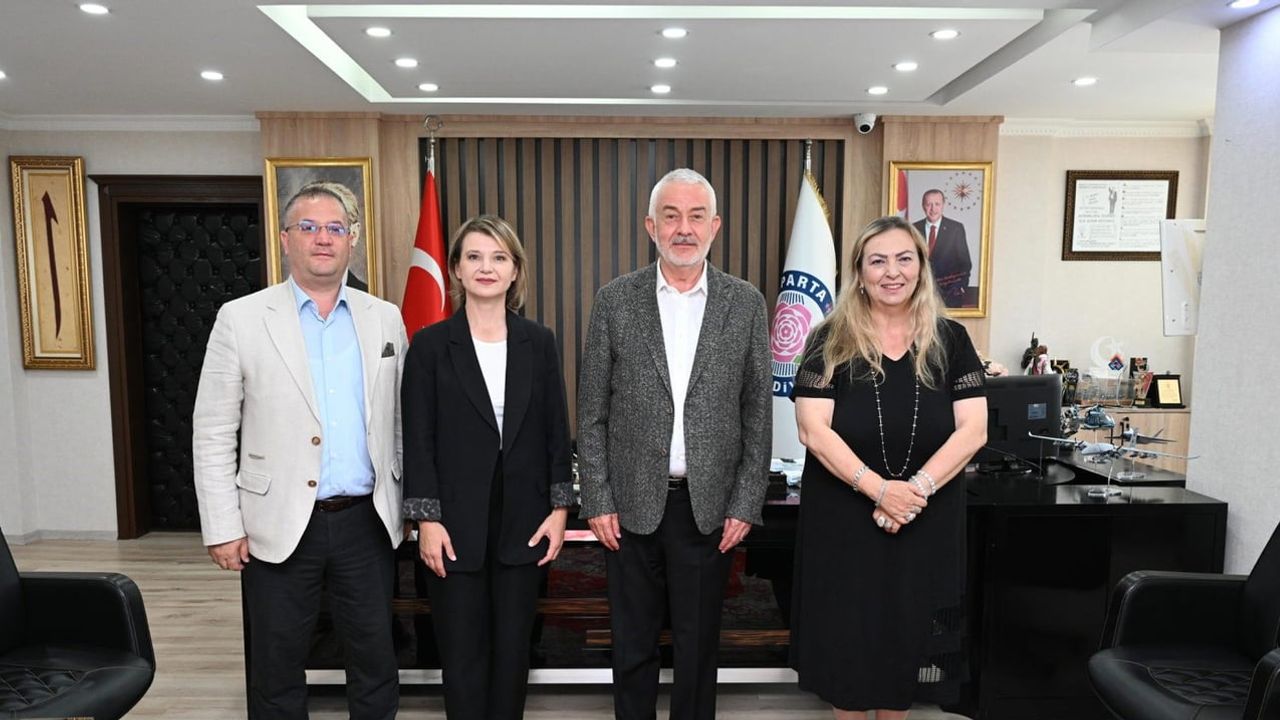 Kazayak'tan Isparta'ya köprü: Gagavuz milletvekili Türkiye desteğini anlattı