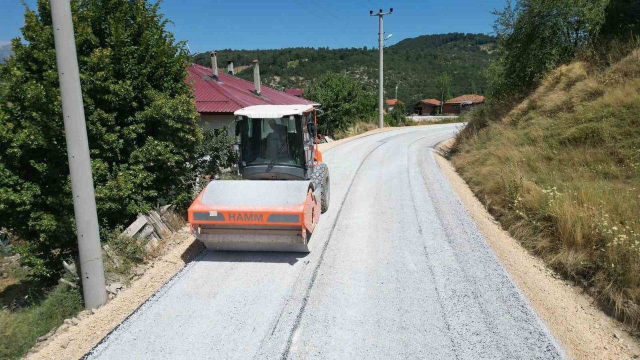 Keles Delice'de 7 kilometrelik yola yeni nefes