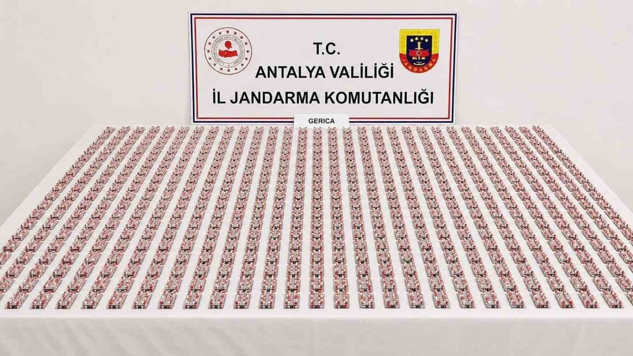 Kemer'de zanlılara yönelik geniş çaplı uyuşturucu baskını