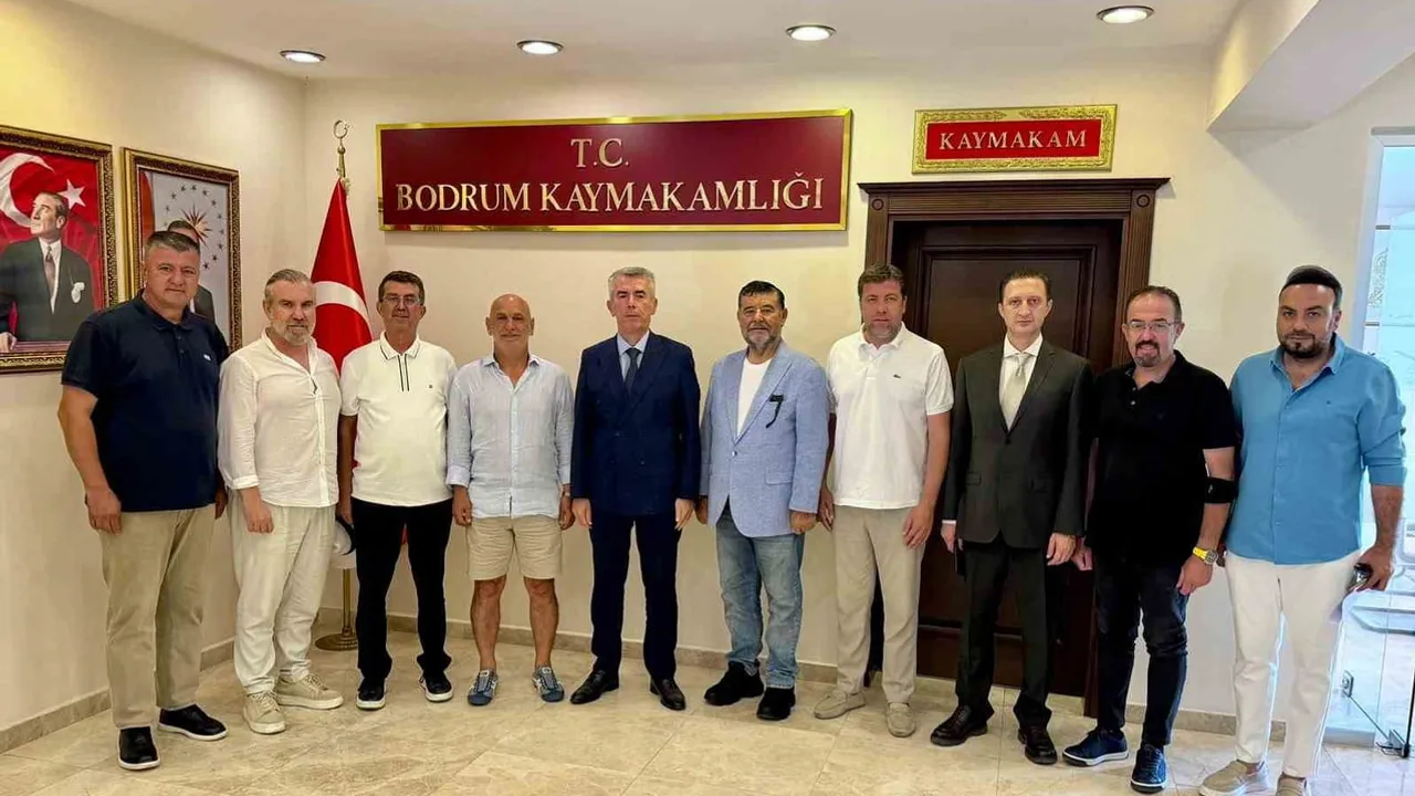 Kent el ele: Bodrum FK'ya sivil toplum ve mülki idare desteği