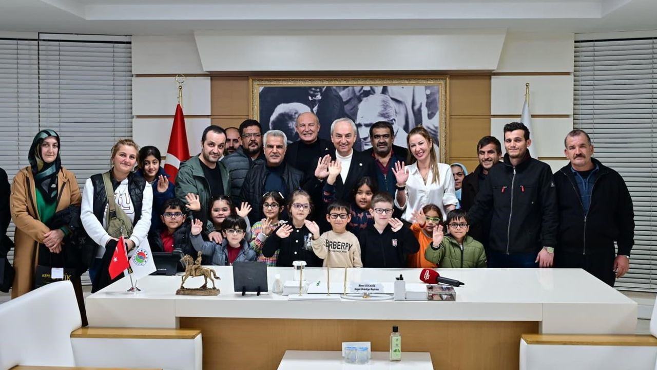 Kepez’de 35 bin öğrencinin gözü ücretsiz muayeneyle aydınlandı