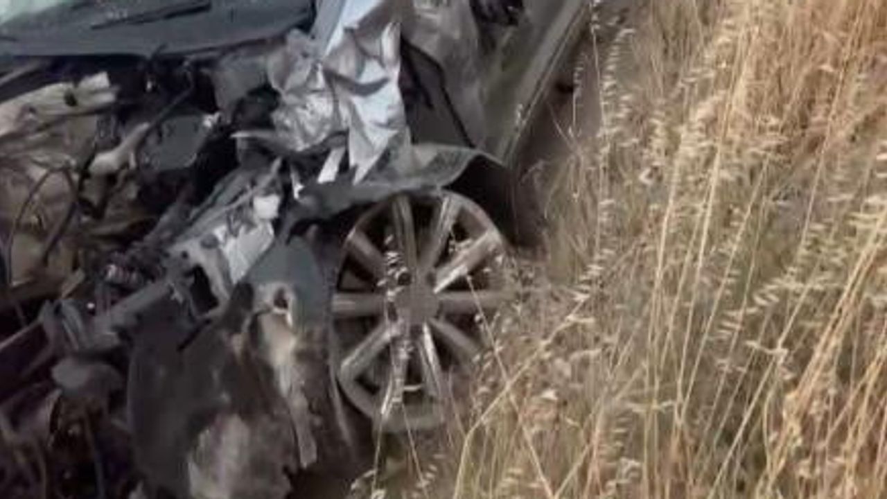 Keşan'da iki otomobilin çarpıştığı kazada bir kişi yaşamını yitirdi