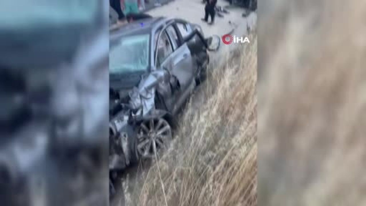 Keşan'da kavşakta çarpışma: 9 kişi yaralandı