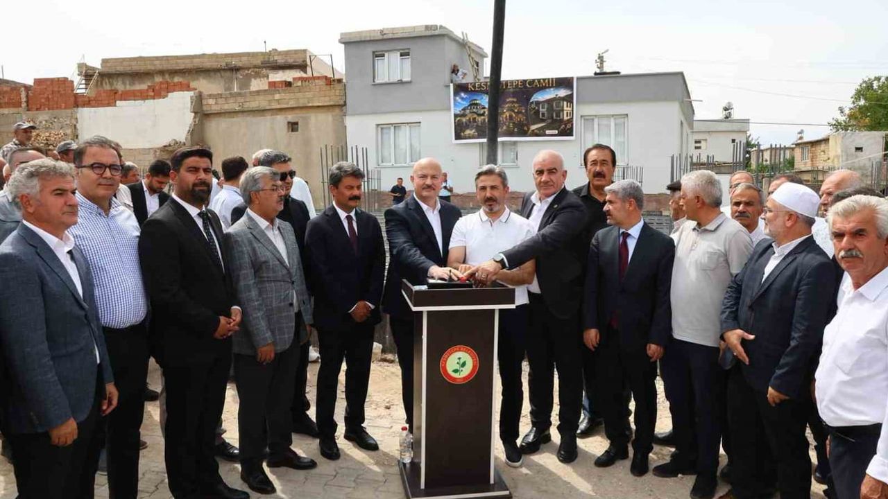 Kesmetepe'ye yeni ibadet alanı: caminin temeli dualarla atıldı