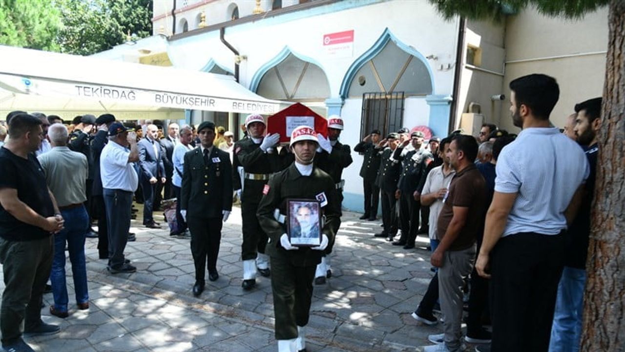 Kıbrıs gazisi İzzettin Ağın Altınova Yeni Cami’de uğurlandı
