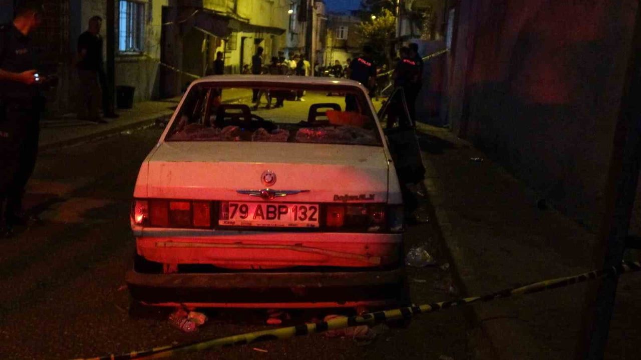 Kilis’te aile kavgasında aracı hedefe sürme sonucu iki kişi yaralandı