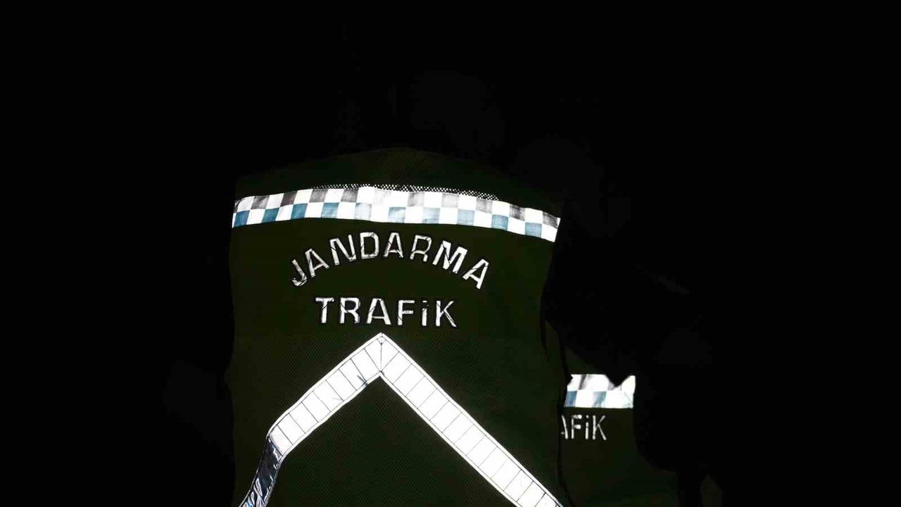 Kırıkkale'de direksiyon hakimiyetini kaybeden araç takla attı: 17 yaşındaki Ceren hayatını kaybetti