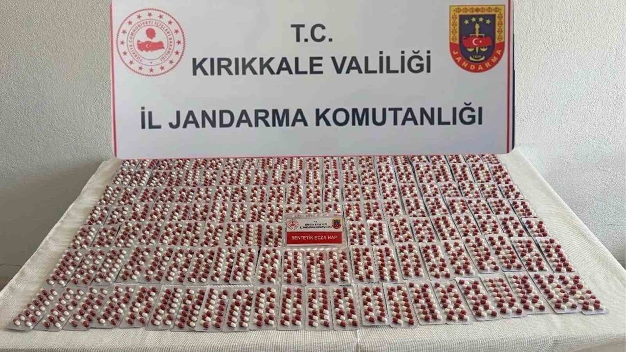 Kırıkkale'de eş zamanlı operasyonlar: üç kişi tutuklandı