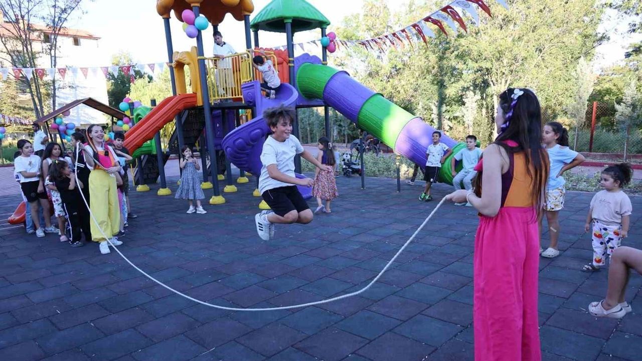 Kırıkkale parklarında unutulmuş oyunlar çocuklarla yeniden canlandı