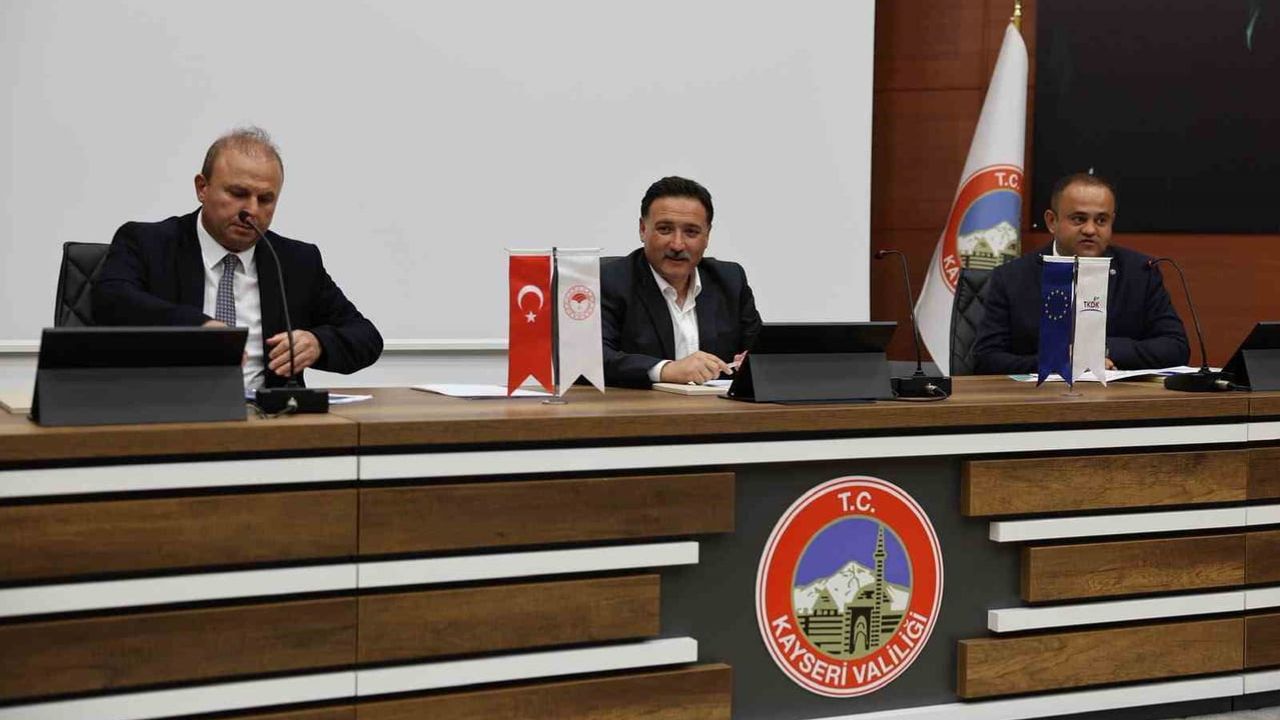 Kırsalda 26 projeyle üretim ve istihdama destek: IPARD III sözleşmeleri Kayseri'de imzalandı