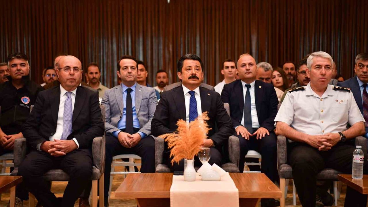 Kırşehir paydaşlarla 2027-2031 afet risk azaltma planını şekillendiriyor