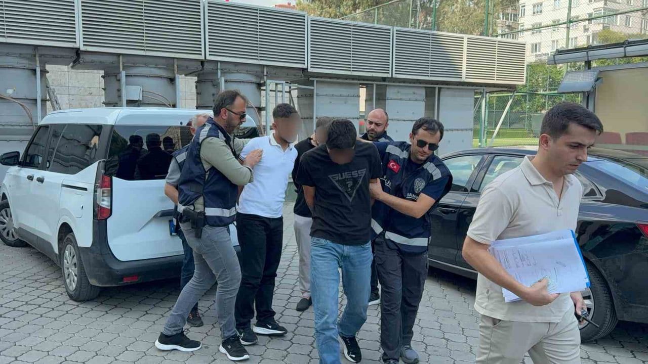 Kırtasiyede e-devlet tartışmasının ardından tekmeli ve yumruklu saldırı