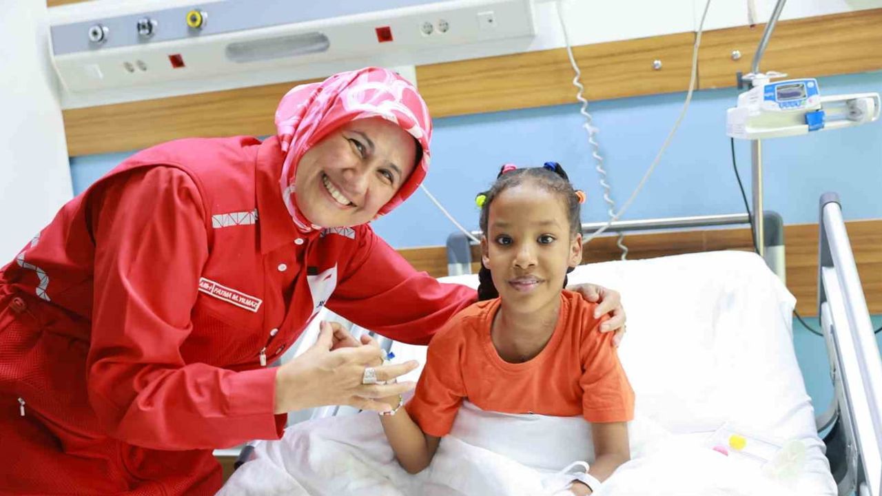 Kızılay genel başkanı Refah sınır kapısında: Gazze'ye yardım girişinde darboğaz