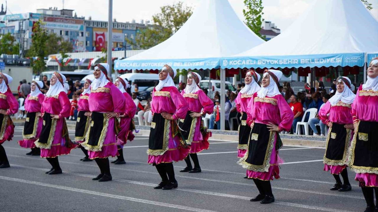 Kocaeli'nde coşku dolu kutlama: 30 ağustos zafer bayramı 104. yılı