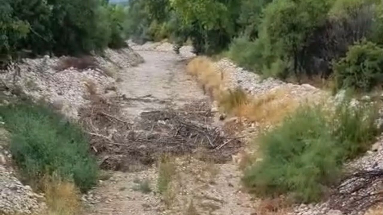 Kocaözü'nde akşam sel görüntüleri mahalledeki durumu gözler önüne serdi