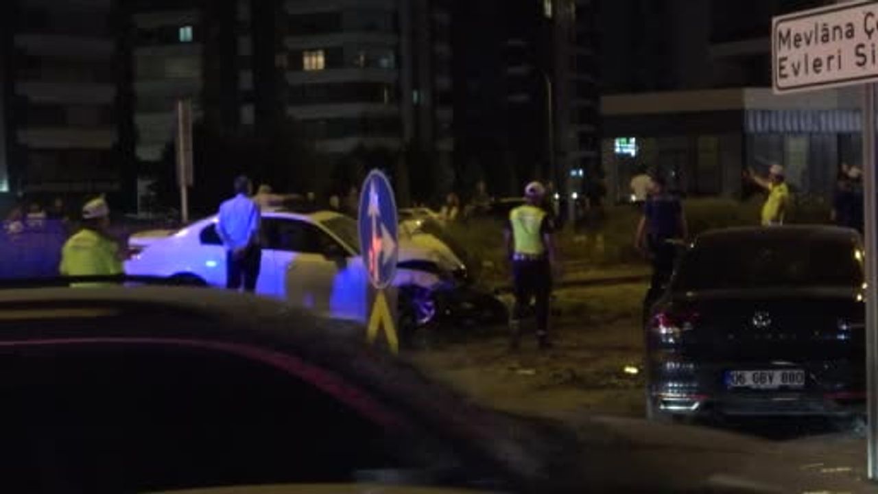 Konya çevre yolunda çarpışma: iki sürücü yaralandı, inceleme sırasında ikinci kaza