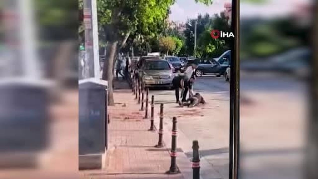 Konya'da bıçaklı saldırının ardından zanlının başında bekleyip bağırdığı anlar ortaya çıktı
