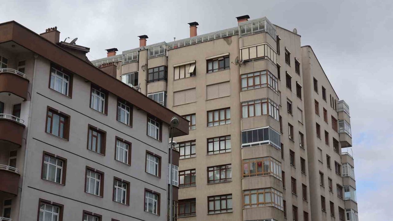 Konya'da kiralıkta mağduriyeti önleme çağrısı: yetkisiz emlakçılara itibar etmeyin