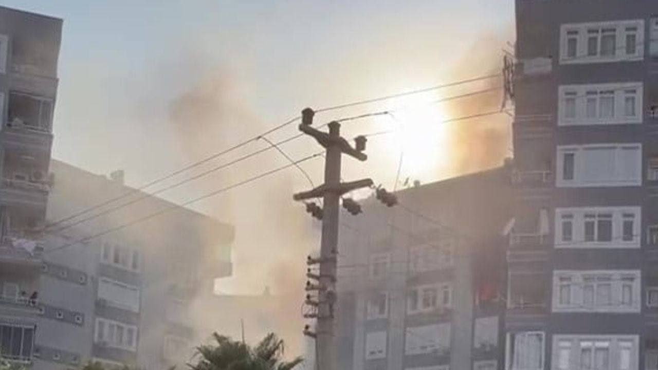 Konyaaltı'nda daire yangını: 3'ü çocuk 5 kişi dumandan etkilendi