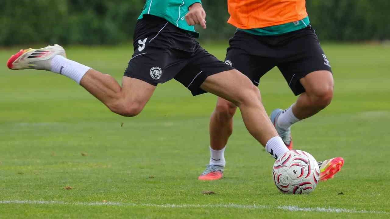 Konyaspor hazırlıklarını Murat Kurum Tesisleri'nde yoğunlaştırdı