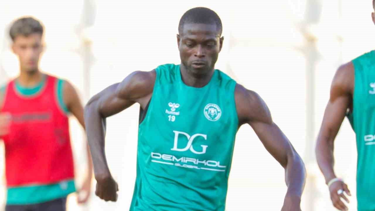 Konyaspor hazırlıklarını yoğun tempoyla sürdürüyor