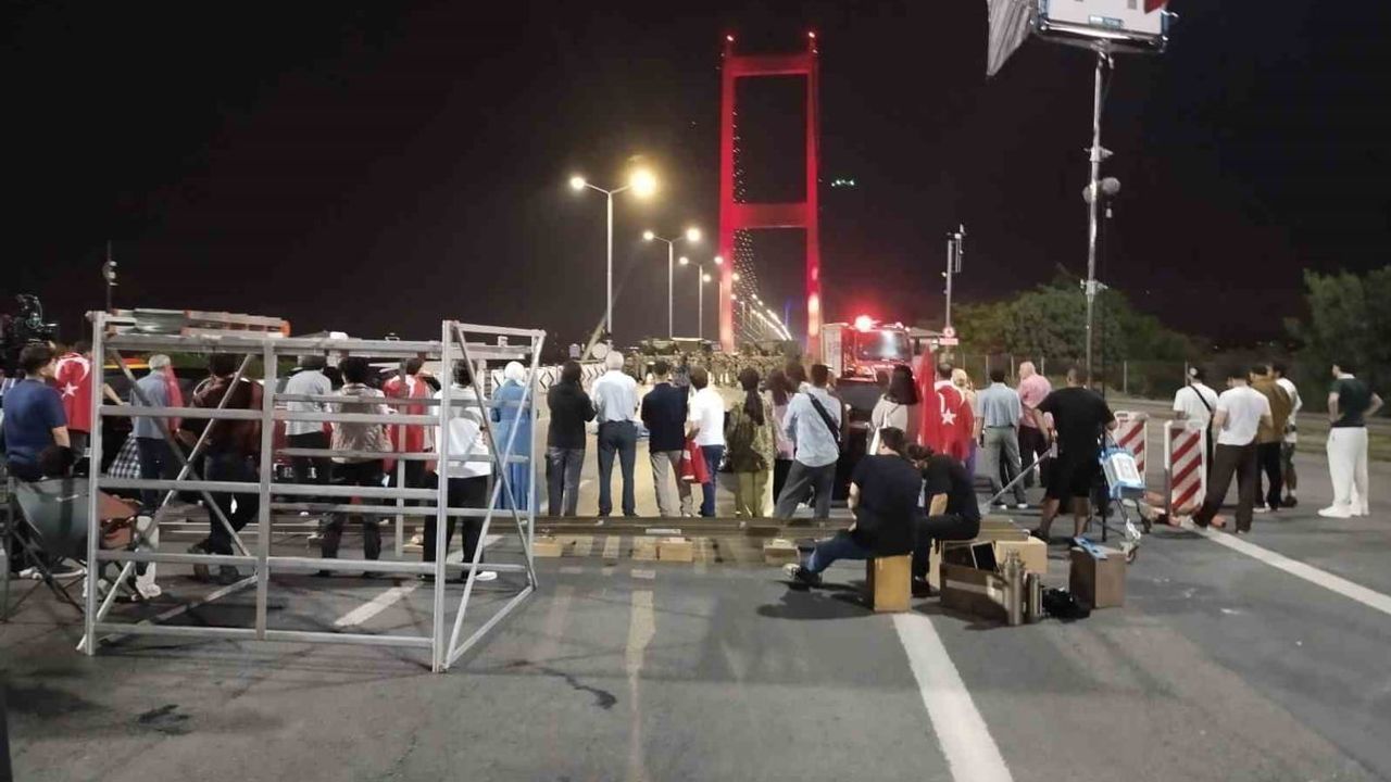 Köprüde gece seti: 15 Temmuz Şehitler Köprüsü üç gece trafiğe kapatıldı