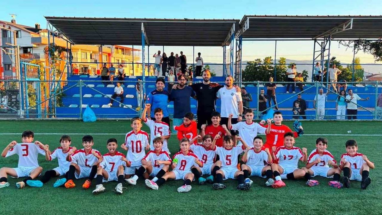 Körfez Gençlerbirliği U12 dostluk turnuvasını namağlup tamamladı