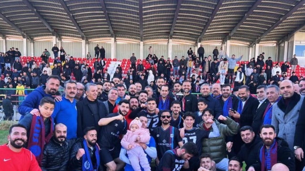 Kovancılarspor tek kontenjanı doldurarak Elazığ’ı profesyonelliğe geçiş liginde temsil edecek