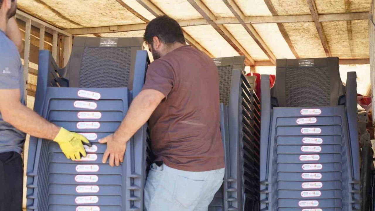 Köylere toplu etkinlik desteği: 250 çadır, 250 masa ve 2 bin 500 sandalye dağıtıldı