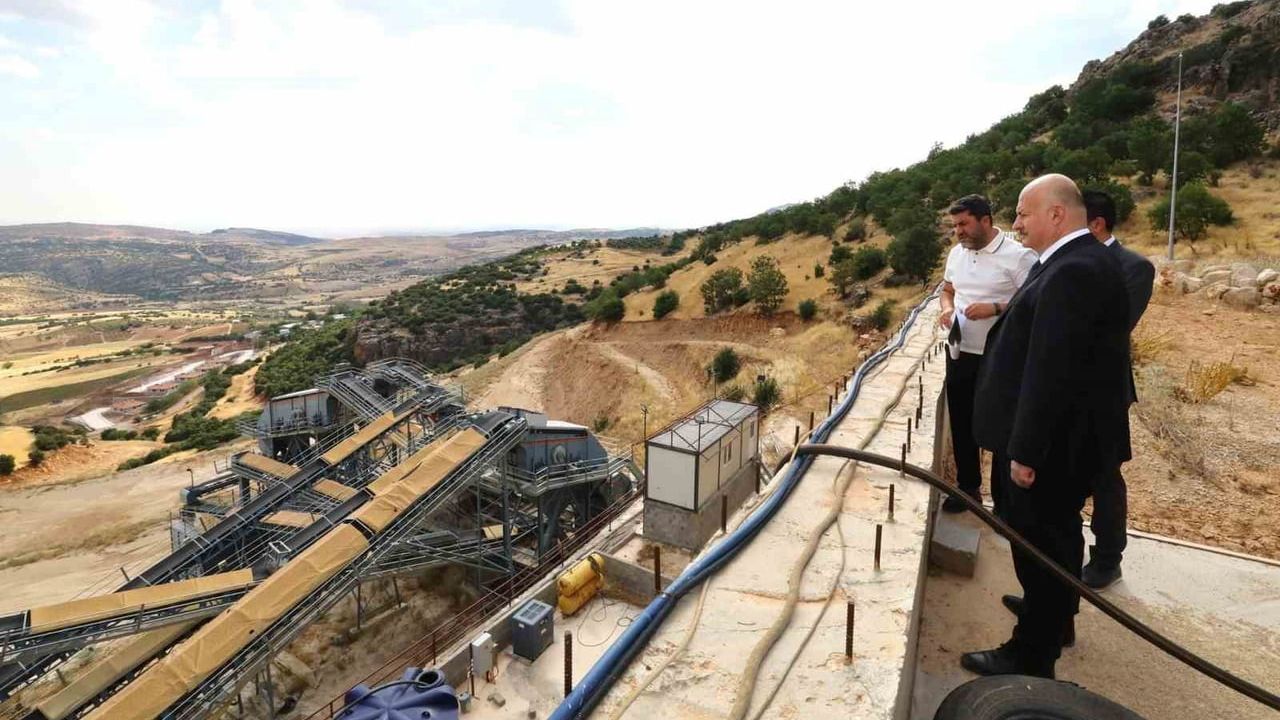 Küçük Oluklu'da tesis denetimi: Abdullah Küçük çalışanlarla bir araya geldi