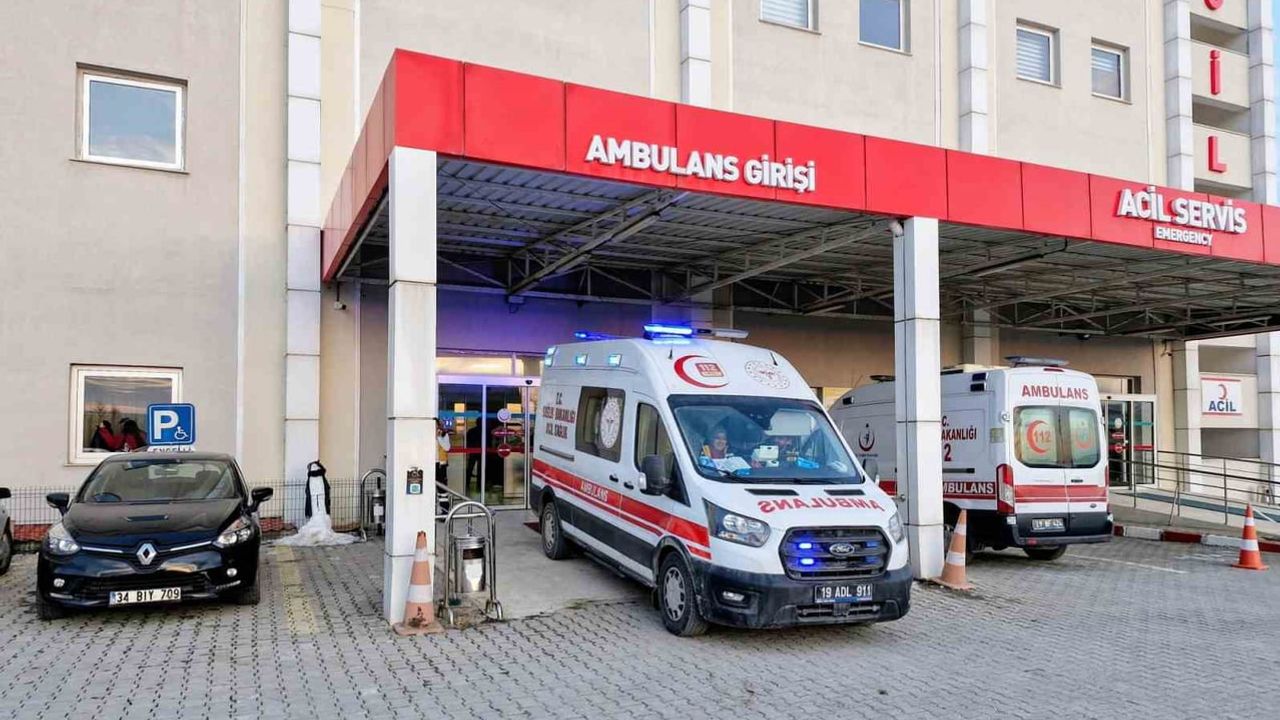 Külah köyünde elini yem karma makinesine kaptıran çiftçi ağır yaralandı