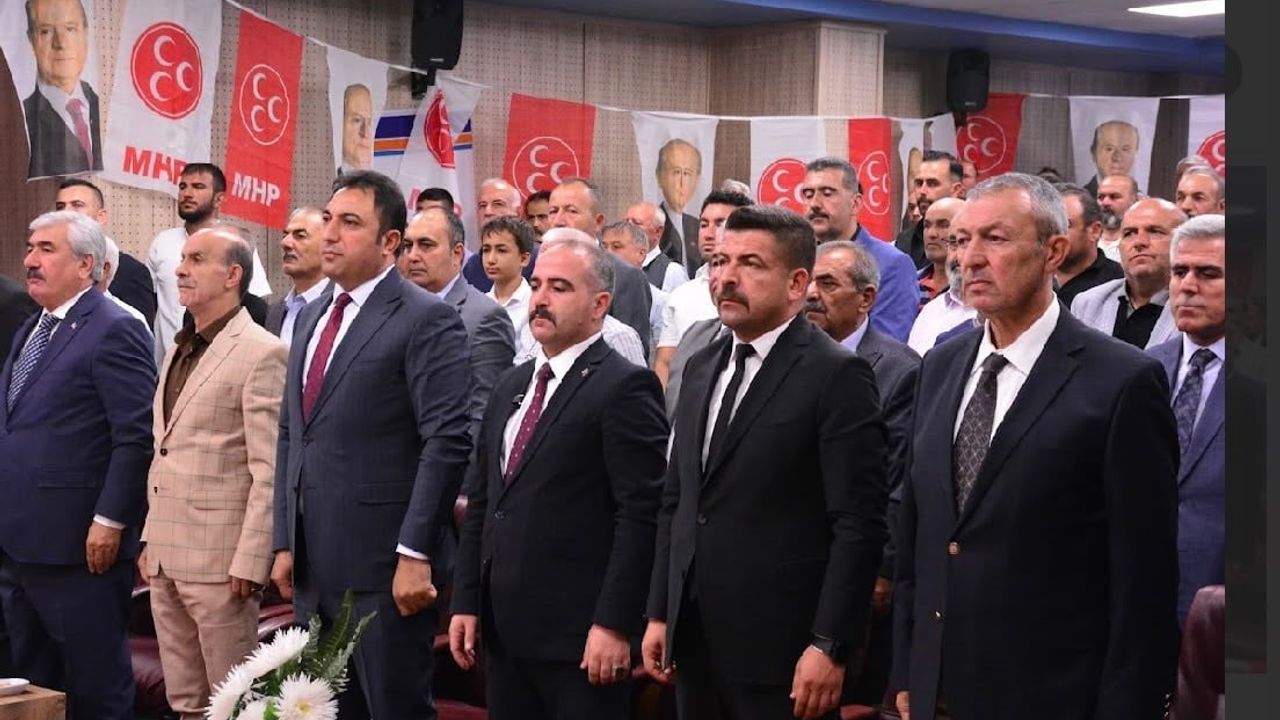 Kuluncak'ta yeniden güven: MHP'de Cahit Aslan seçildi