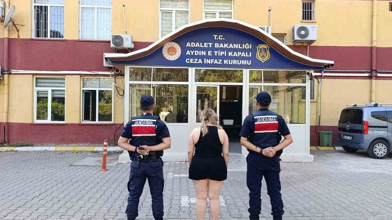 Kuşadası'nda jandarmanın izlediği kadın 10 yıl 2 ay hapis cezasıyla teslim alındı