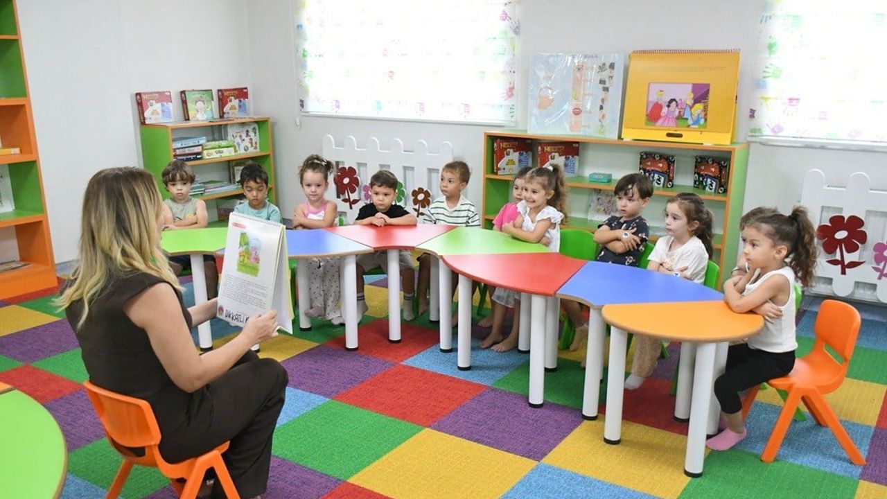 Kuşadası'nda miniklere okul öncesi kapsamlı destek sağlanıyor