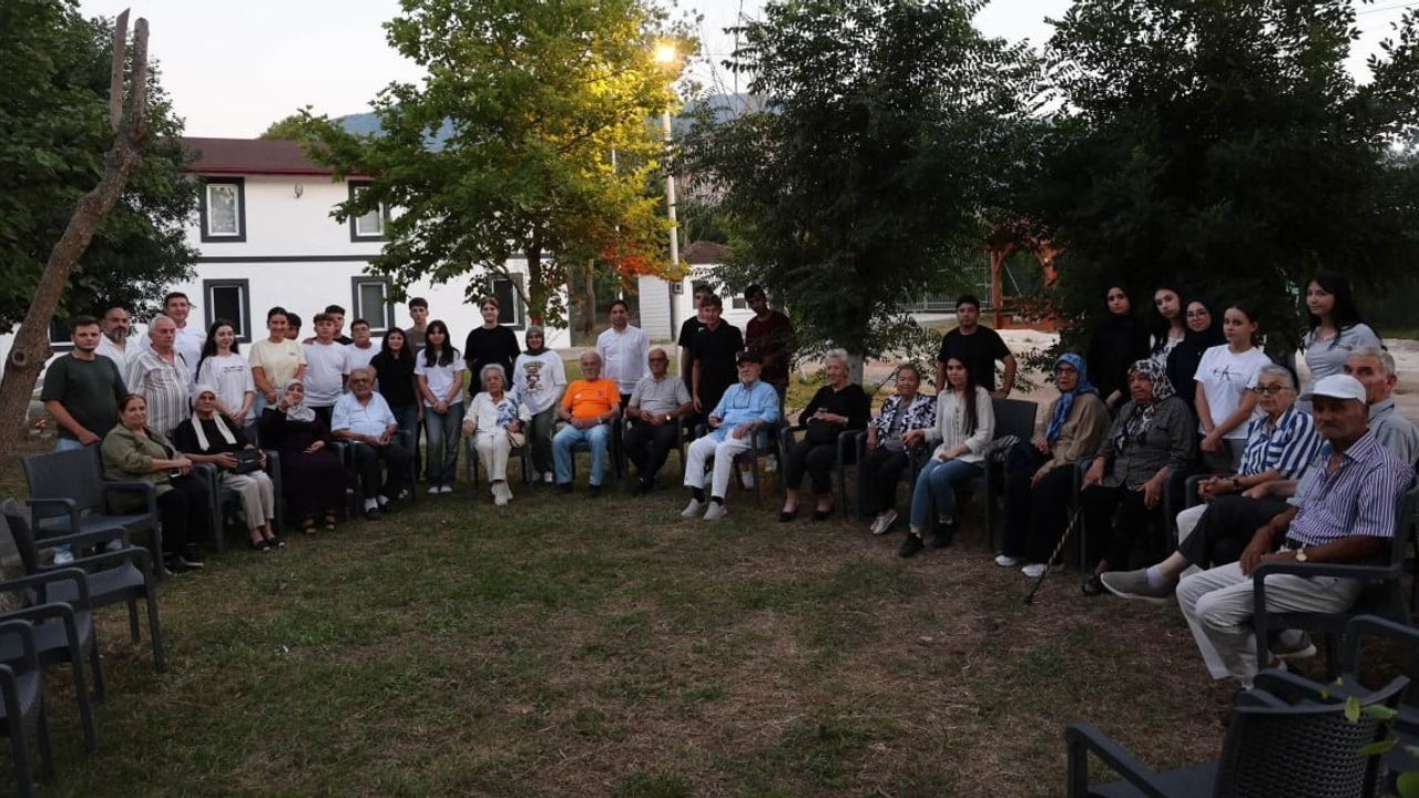 Kuşakları buluşturan kamp: gençlerle huzurevi sakinleri ortak anlar paylaştı