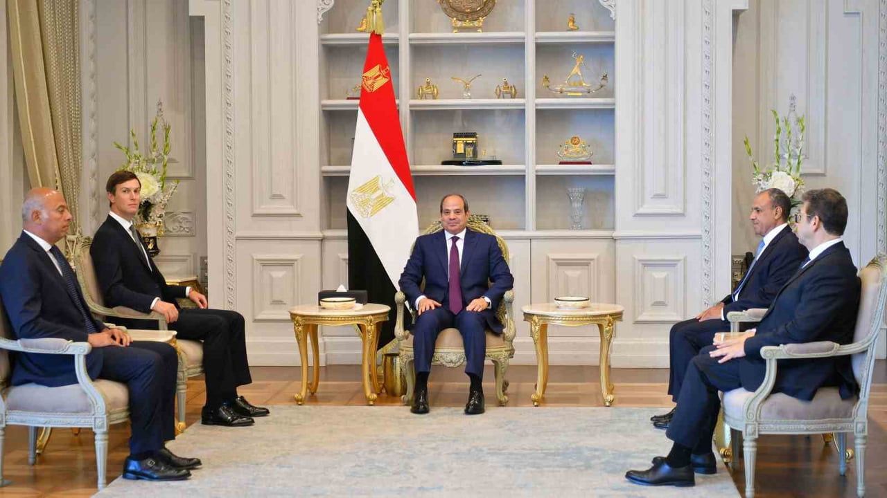 Kushner Mısır'da es-sisi ile gazze ateşkesi ve insani yardım gündemini görüştü