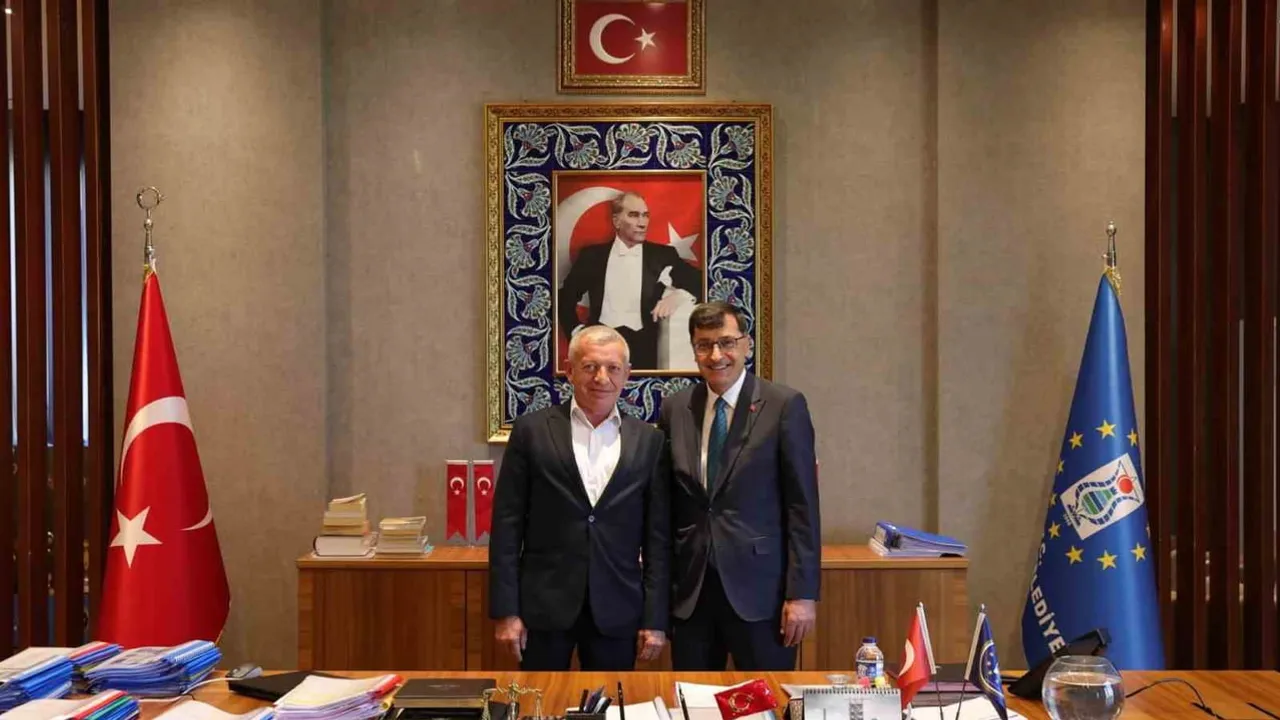 Kütahya'da belediye başkanları 30 ağustos hazırlıkları için güç birliği yaptı