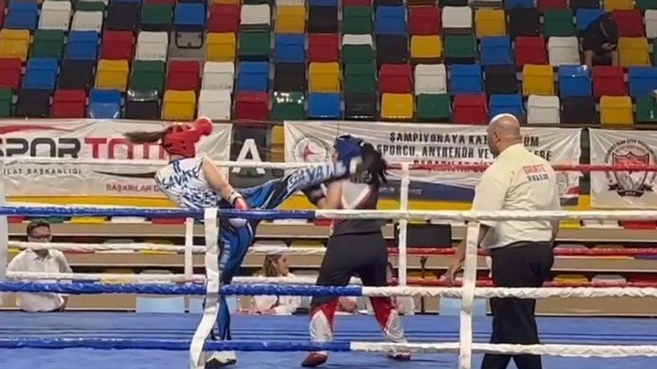 Kütahya'dan savate sahasına yeni soluk: Elif Kaya milli takım yolunda