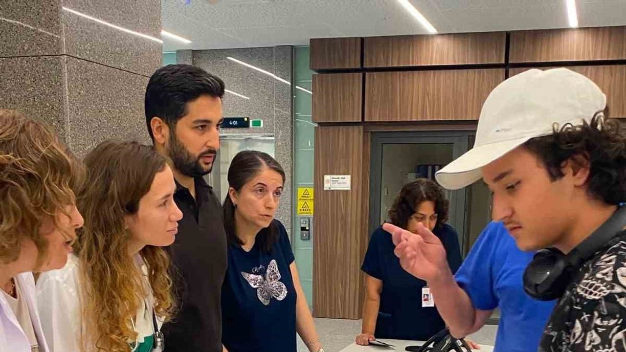 Kütahya şehir hastanesi hepatit farkındalığı için vatandaşları bilgilendirdi