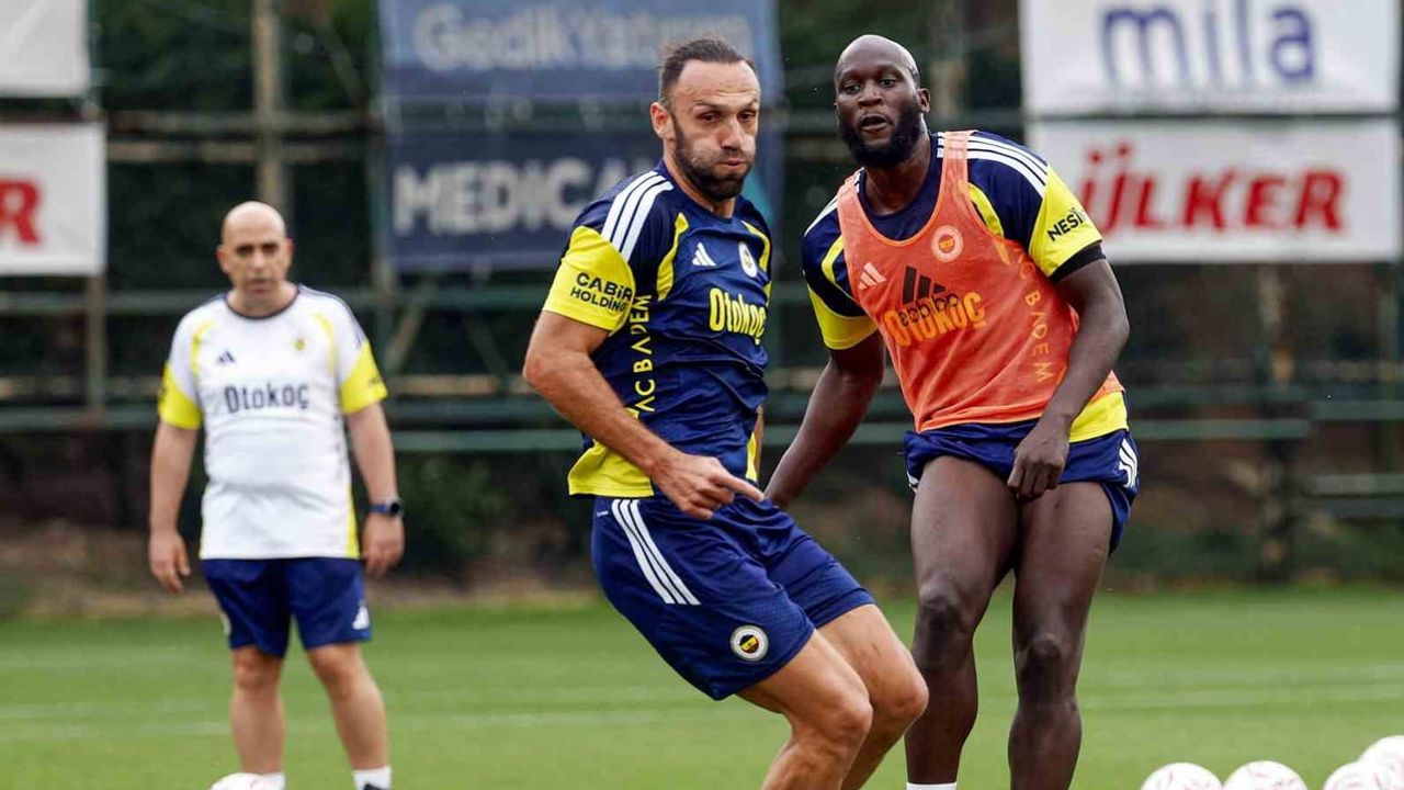 Lukaku ilk idmanda takım ritmine odaklandı: Fenerbahçe hazırlıklarını sürdürdü