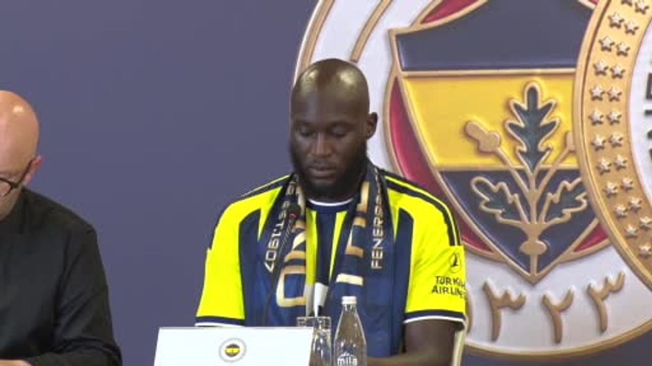 Lukaku Şükrü Saracoğlu'nda resmen imzayı attı