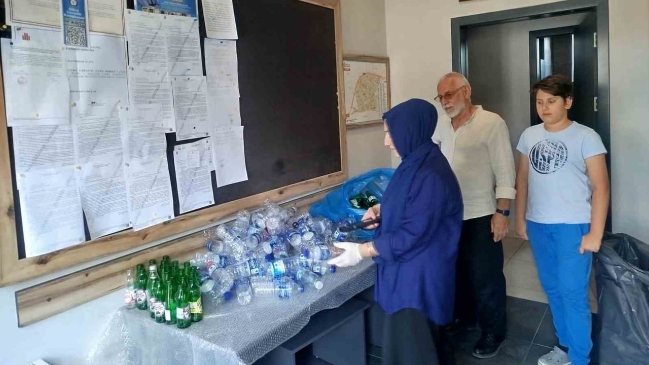 Mahalle muhtarlıkları depozito iade noktasına dönüştü: Ümraniye 15 günde 40 bin topladı